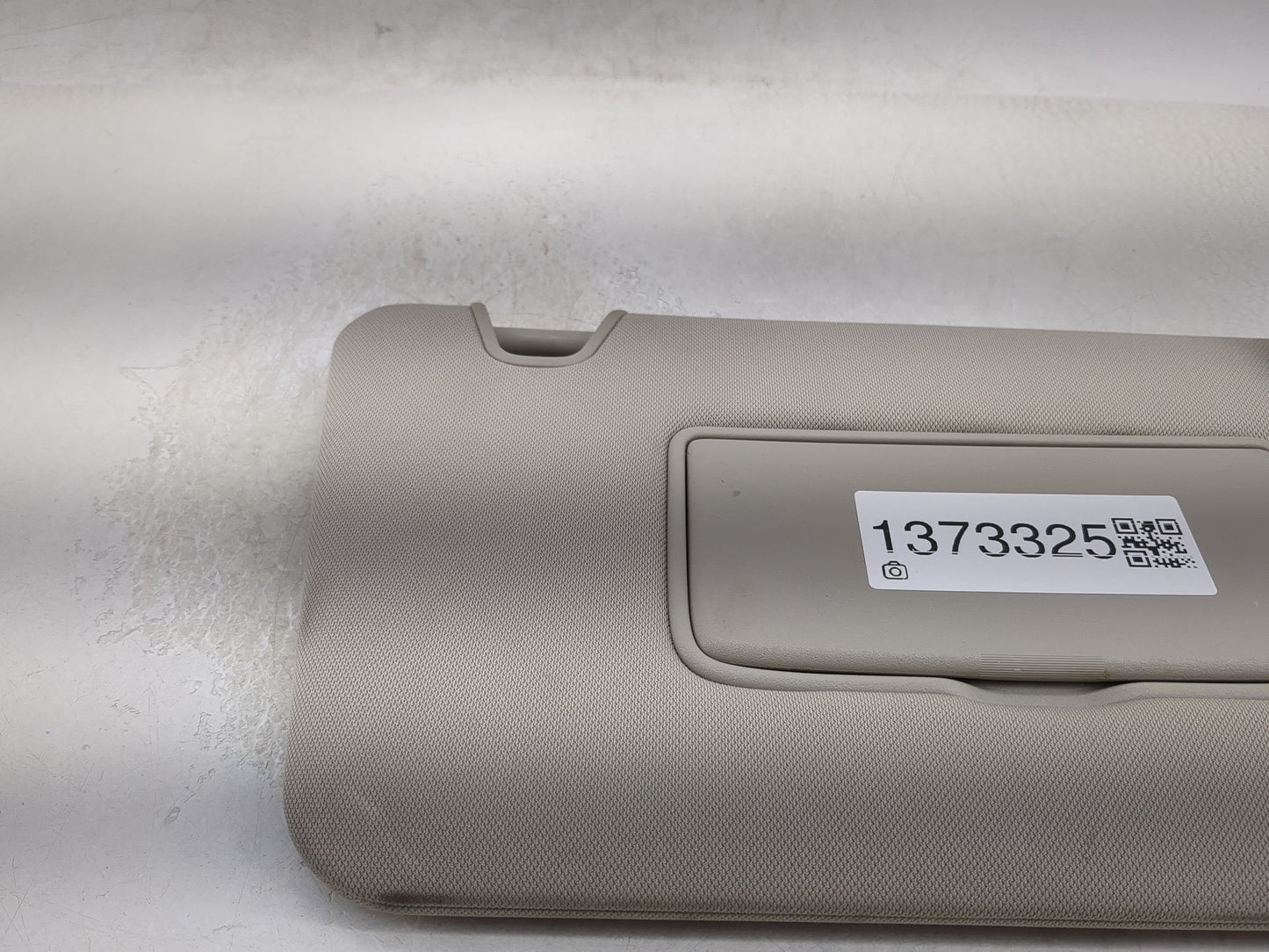 2014-2017 Nissan Rogue Sun Visor Shade Replacement Passenger Right Mirror Fits Fits 2014 2015 2016 2017 OEM Used Auto Parts 