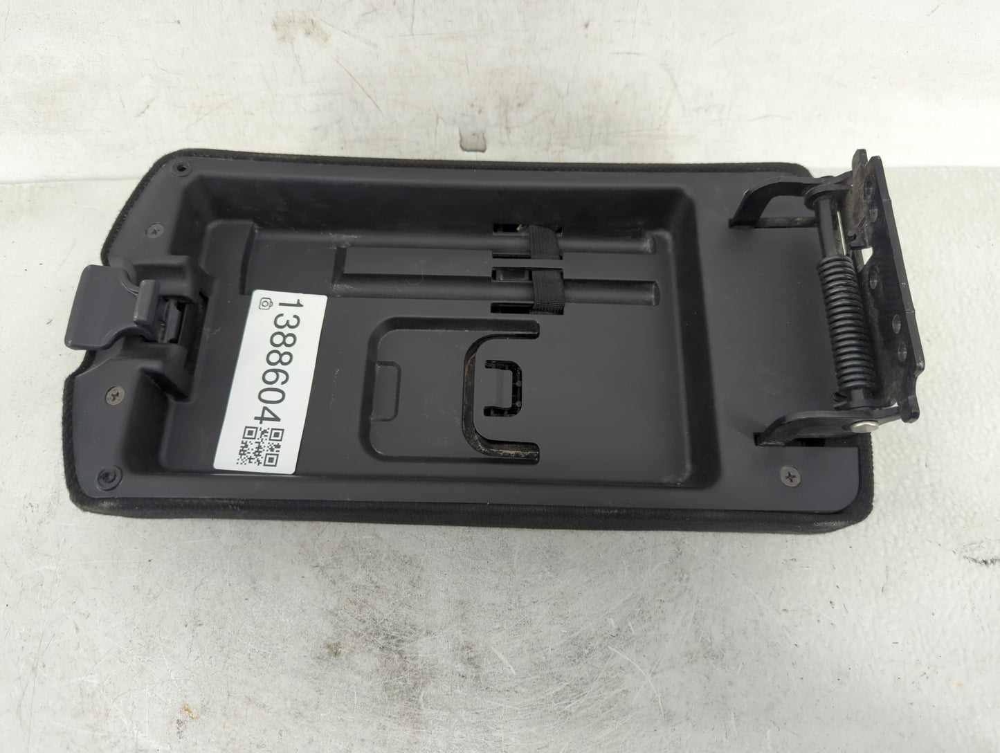 2014 Nissan Rogue Center Console Armrest Cover Lid Fits OEM Used Auto Parts - Oemusedautoparts1.com