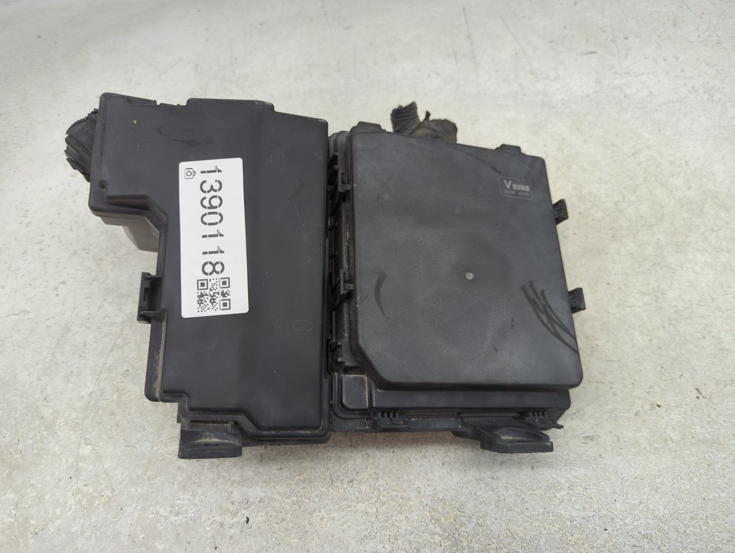 2012-2015 Nissan Rogue Fusebox Fuse Box Panel Relay Module Fits Fits 2012 2013 2014 2015 OEM Used Auto Parts - Oemusedautopa