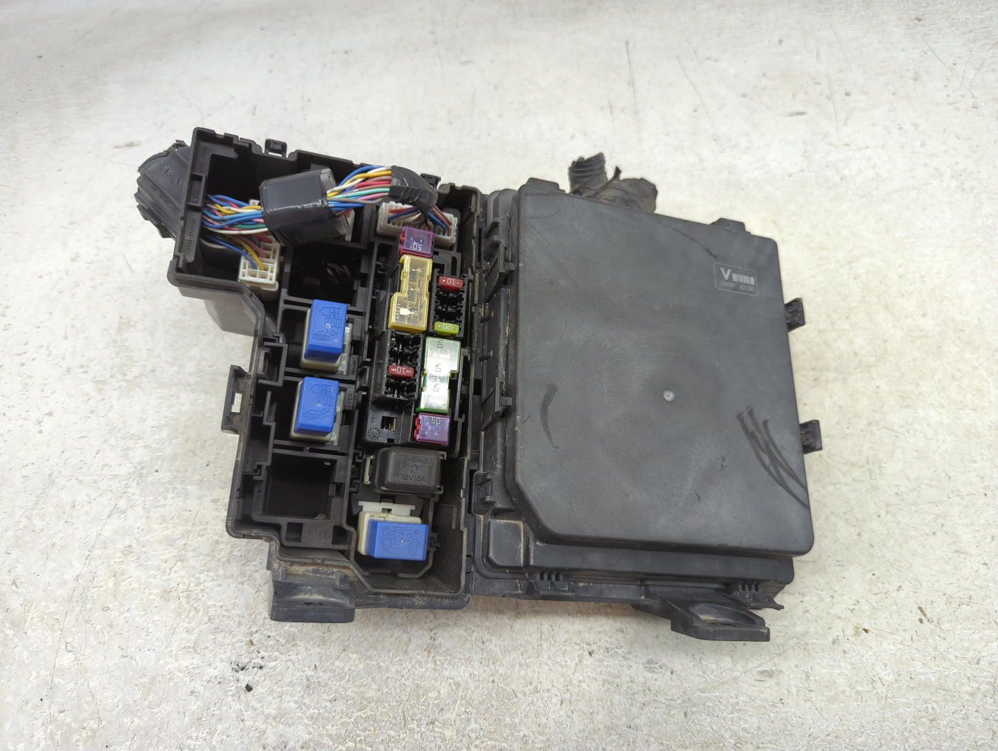 2012-2015 Nissan Rogue Fusebox Fuse Box Panel Relay Module Fits Fits 2012 2013 2014 2015 OEM Used Auto Parts - Oemusedautopa