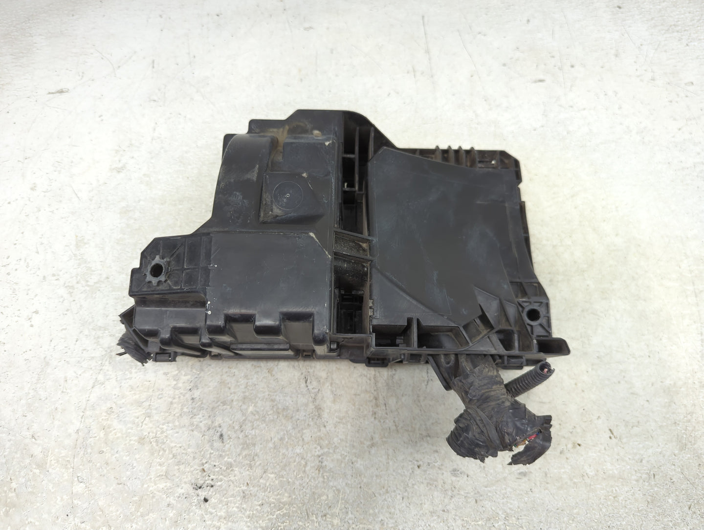 2012-2015 Nissan Rogue Fusebox Fuse Box Panel Relay Module Fits Fits 2012 2013 2014 2015 OEM Used Auto Parts - Oemusedautopa