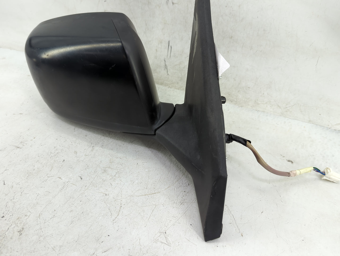 2008-2015 Nissan Rogue Passenger Side View Mirror - Right Door Mirror OEM Used - Oemusedautoparts1.com