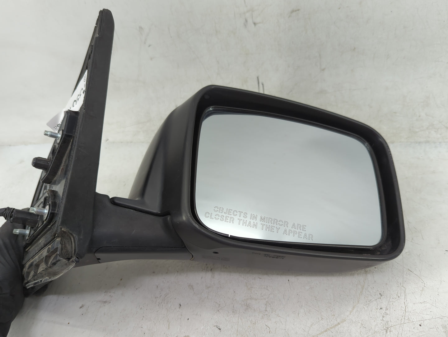 2008-2015 Nissan Rogue Passenger Side View Mirror - Right Door Mirror OEM Used - Oemusedautoparts1.com