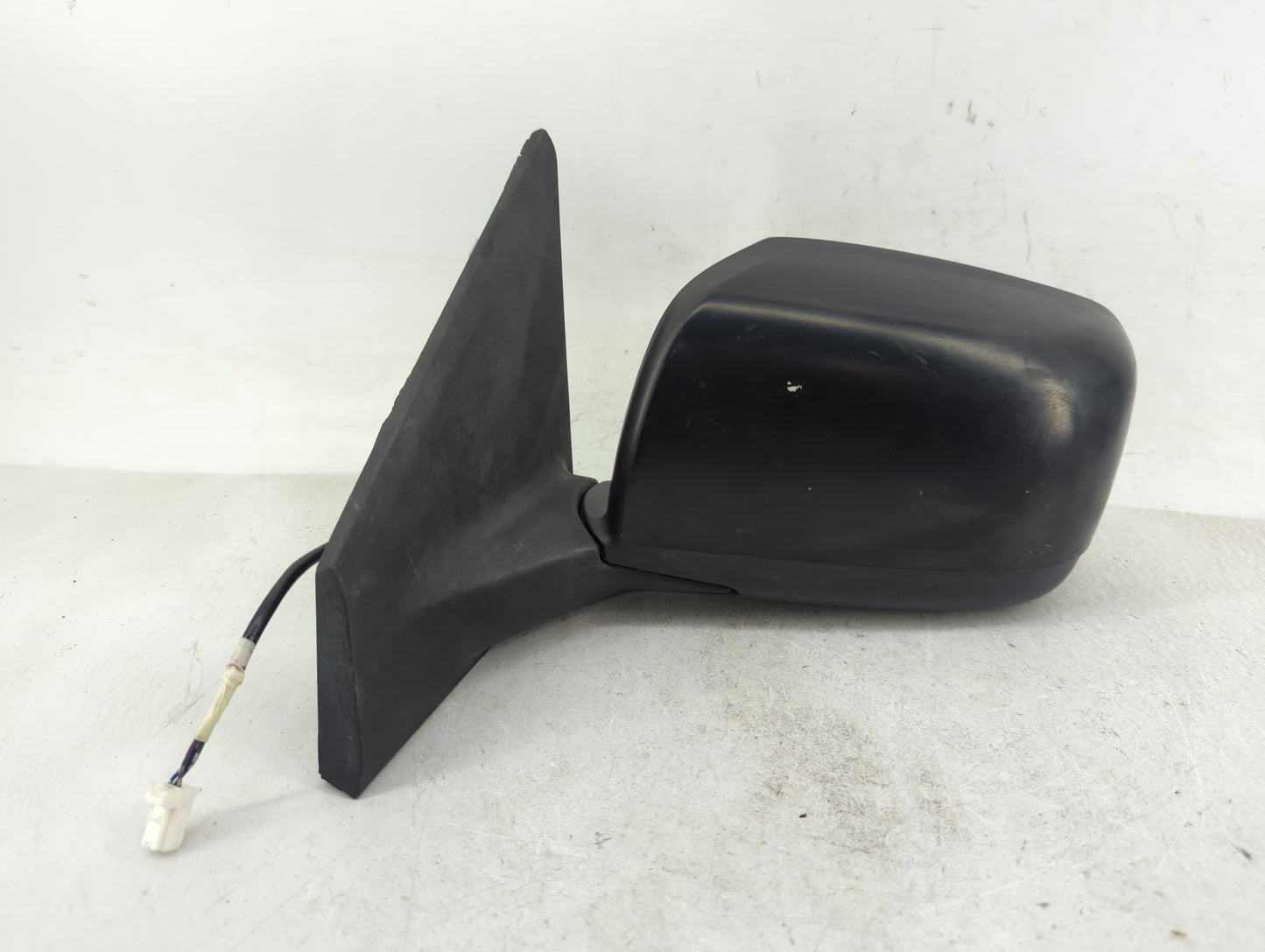 2008-2015 Nissan Rogue Driver Side View Mirror - Left Door Mirror OEM Used - Oemusedautoparts1.com