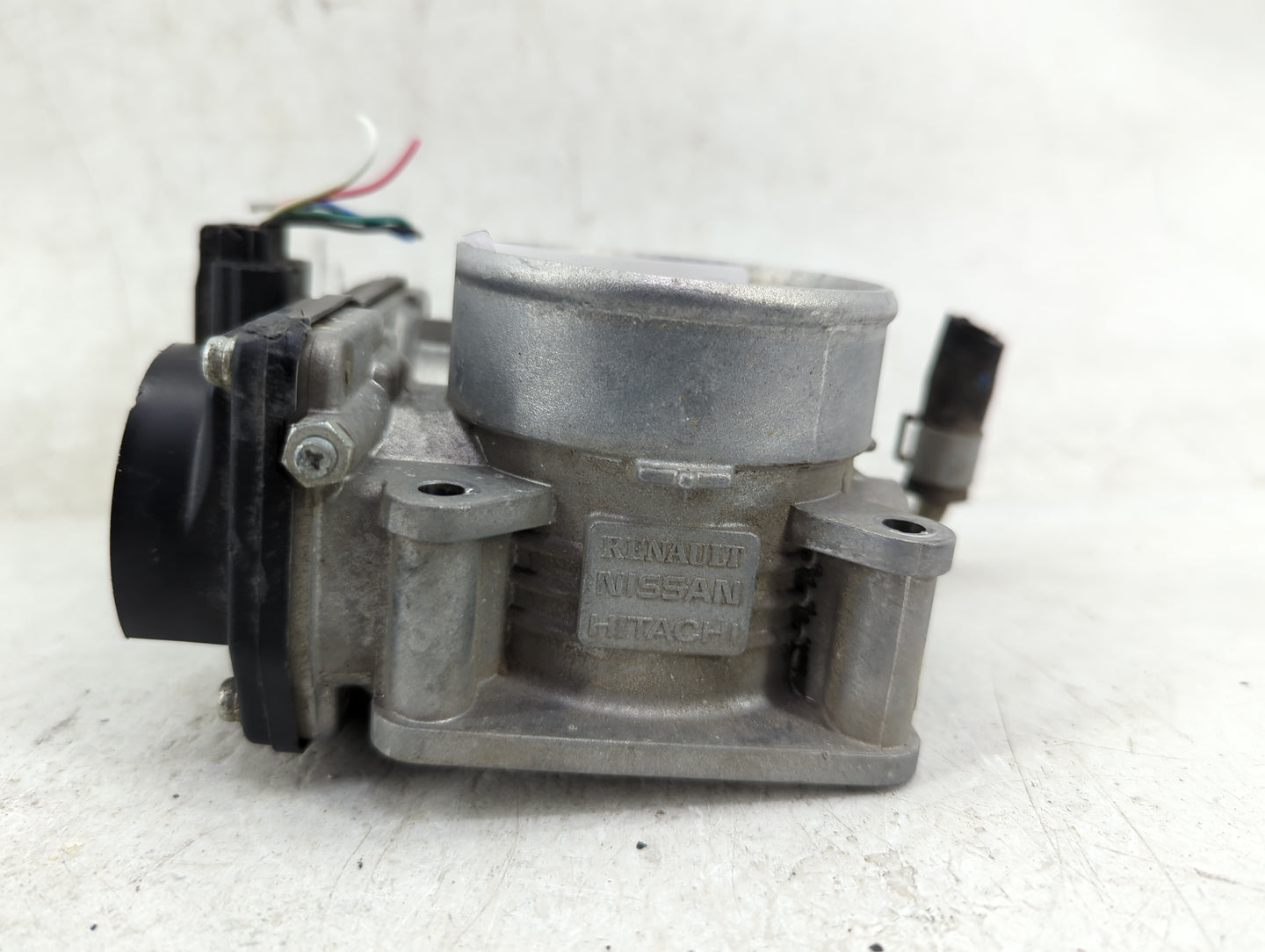 2011-2015 Nissan Rogue Throttle Body Fits Fits 2011 2012 2013 2014 2015 OEM Used Auto Parts - Oemusedautoparts1.com