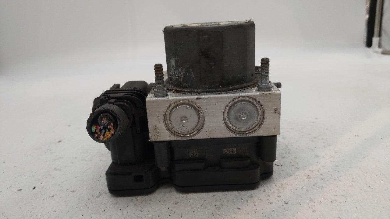 2012-2015 Nissan Rogue ABS Pump Control Module Replacement P/N:47660 4BF0A Fits Fits 2012 2013 2014 2015 OEM Used Auto Parts