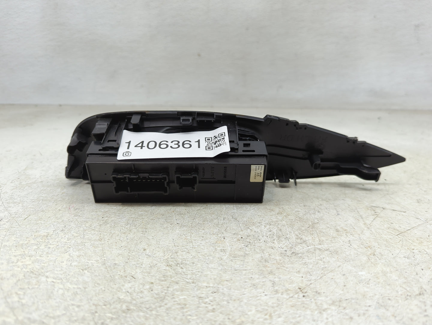 2014-2020 Nissan Rogue Master Power Window Switch Replacement Driver Side Left P/N:25401 4BA5A Fits OEM Used Auto Parts - Oe