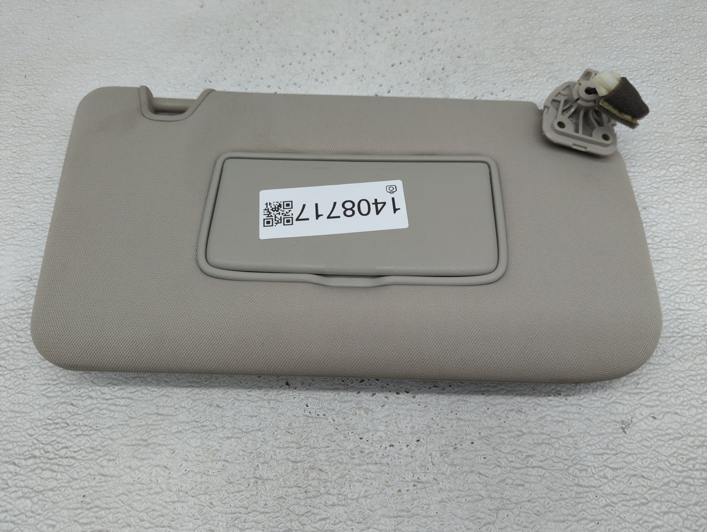 2014-2017 Nissan Rogue Sun Visor Shade Replacement Passenger Right Mirror Fits Fits 2014 2015 2016 2017 OEM Used Auto Parts 
