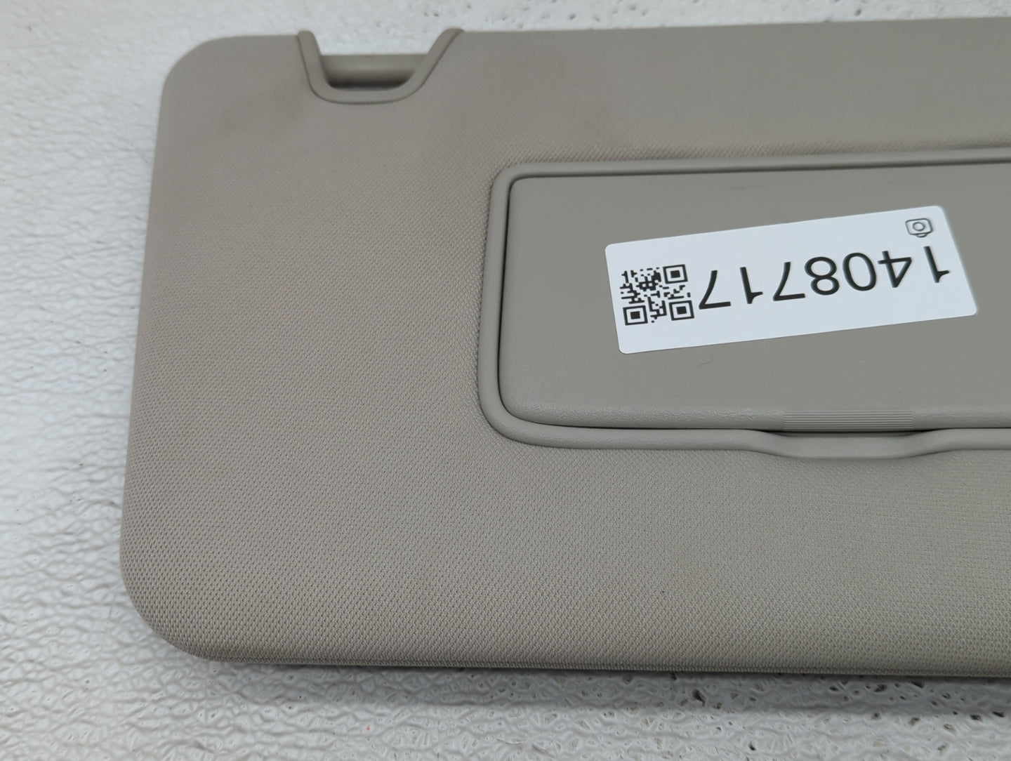 2014-2017 Nissan Rogue Sun Visor Shade Replacement Passenger Right Mirror Fits Fits 2014 2015 2016 2017 OEM Used Auto Parts 