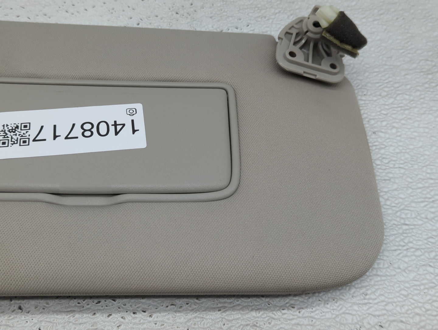 2014-2017 Nissan Rogue Sun Visor Shade Replacement Passenger Right Mirror Fits Fits 2014 2015 2016 2017 OEM Used Auto Parts 