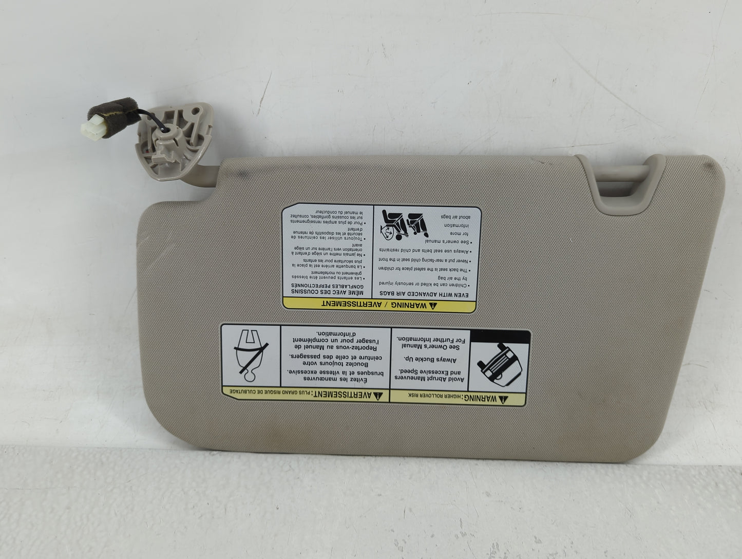 2014-2017 Nissan Rogue Sun Visor Shade Replacement Passenger Right Mirror Fits Fits 2014 2015 2016 2017 OEM Used Auto Parts 