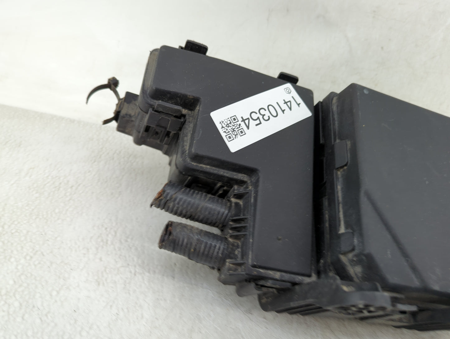 2014-2016 Nissan Rogue Fusebox Fuse Box Panel Relay Module Fits Fits 2014 2015 2016 OEM Used Auto Parts - Oemusedautoparts1.