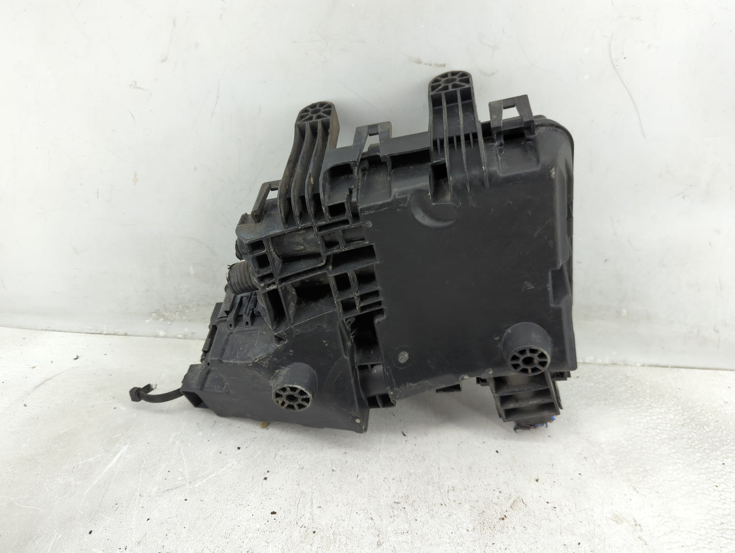 2014-2016 Nissan Rogue Fusebox Fuse Box Panel Relay Module P/N:284B7-4BA0A Fits Fits 2014 2015 2016 OEM Used Auto Parts - Oe
