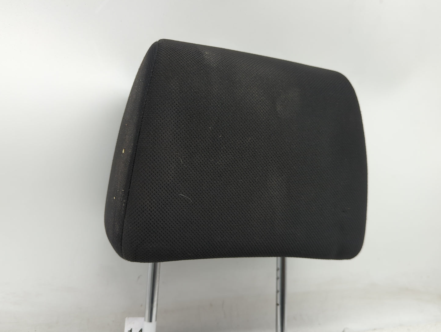 2014 Nissan Rogue Headrest Head Rest Front Driver Seat Black - Oemusedautoparts1.com