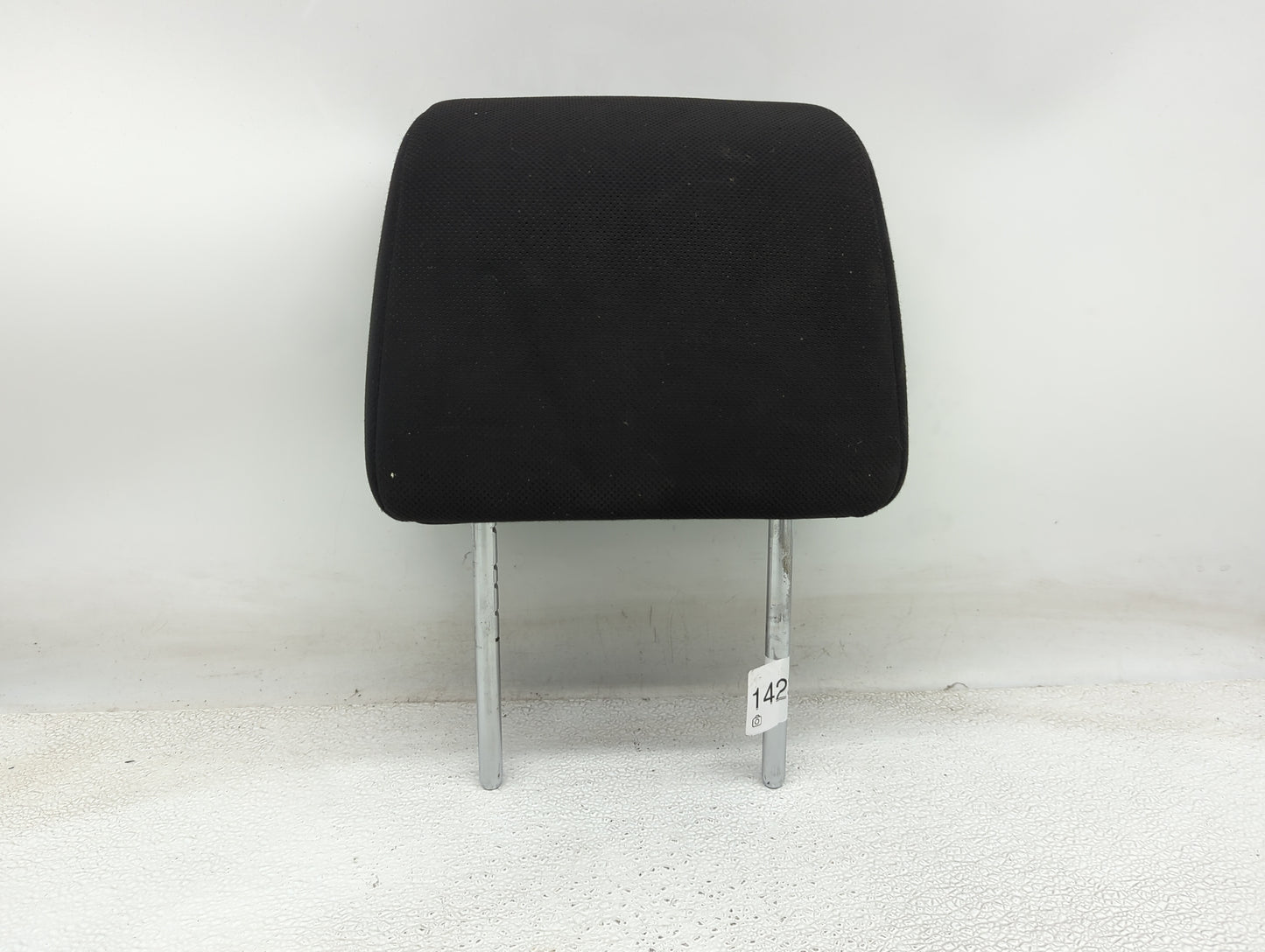 2014 Nissan Rogue Headrest Head Rest Front Driver Seat Black - Oemusedautoparts1.com