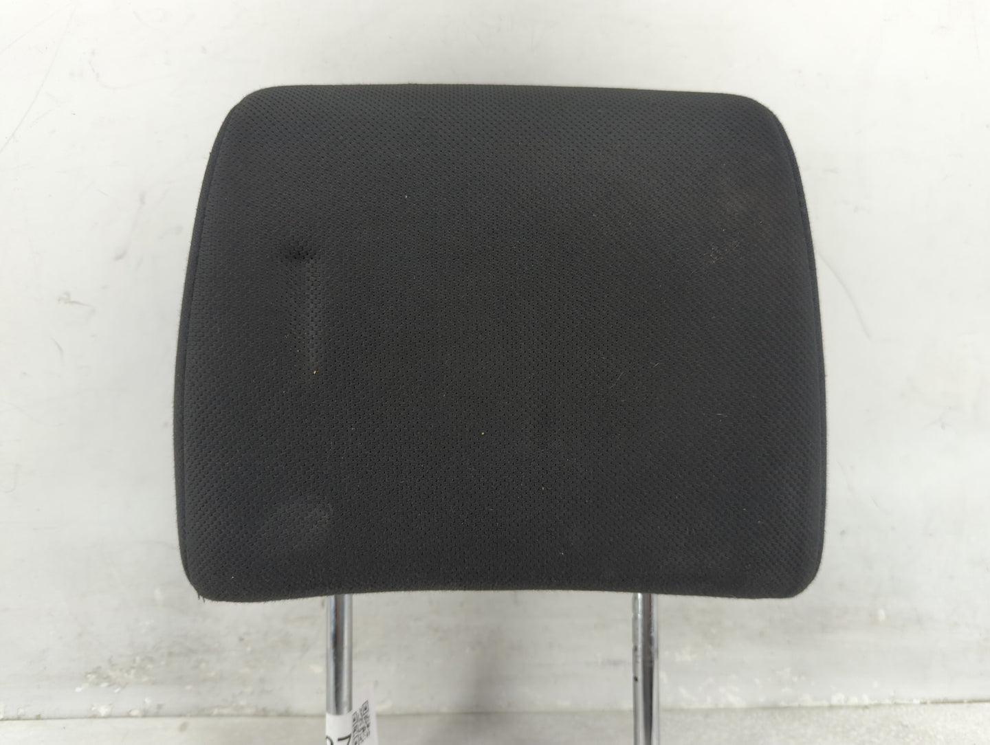 2014-2015 Nissan Rogue Headrest Head Rest Front Driver Passenger Seat - Oemusedautoparts1.com
