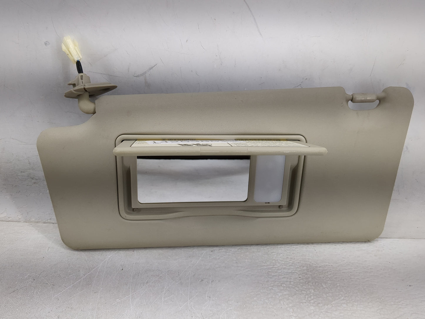 2011-2015 Nissan Rogue Sun Visor Shade Replacement Driver Left Mirror Fits Fits 2011 2012 2013 2014 2015 OEM Used Auto Parts