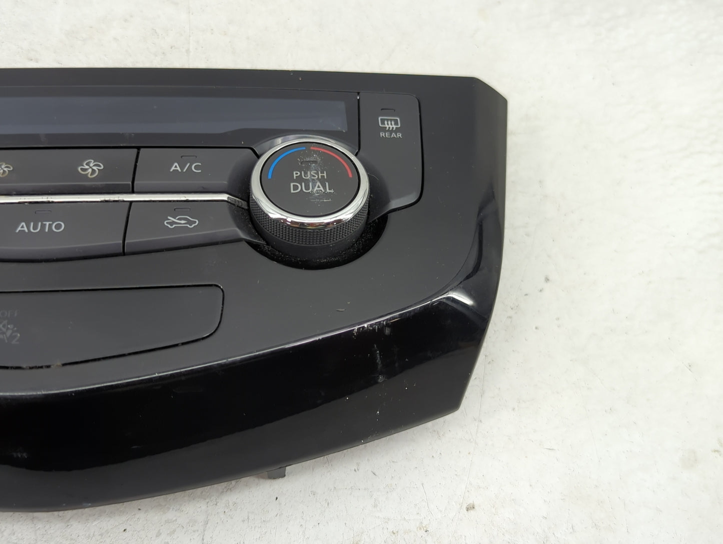 2014-2016 Nissan Rogue Climate Control Module Temperature AC/Heater Replacement P/N:27500 4BA0A Fits Fits 2014 2015 2016 OEM