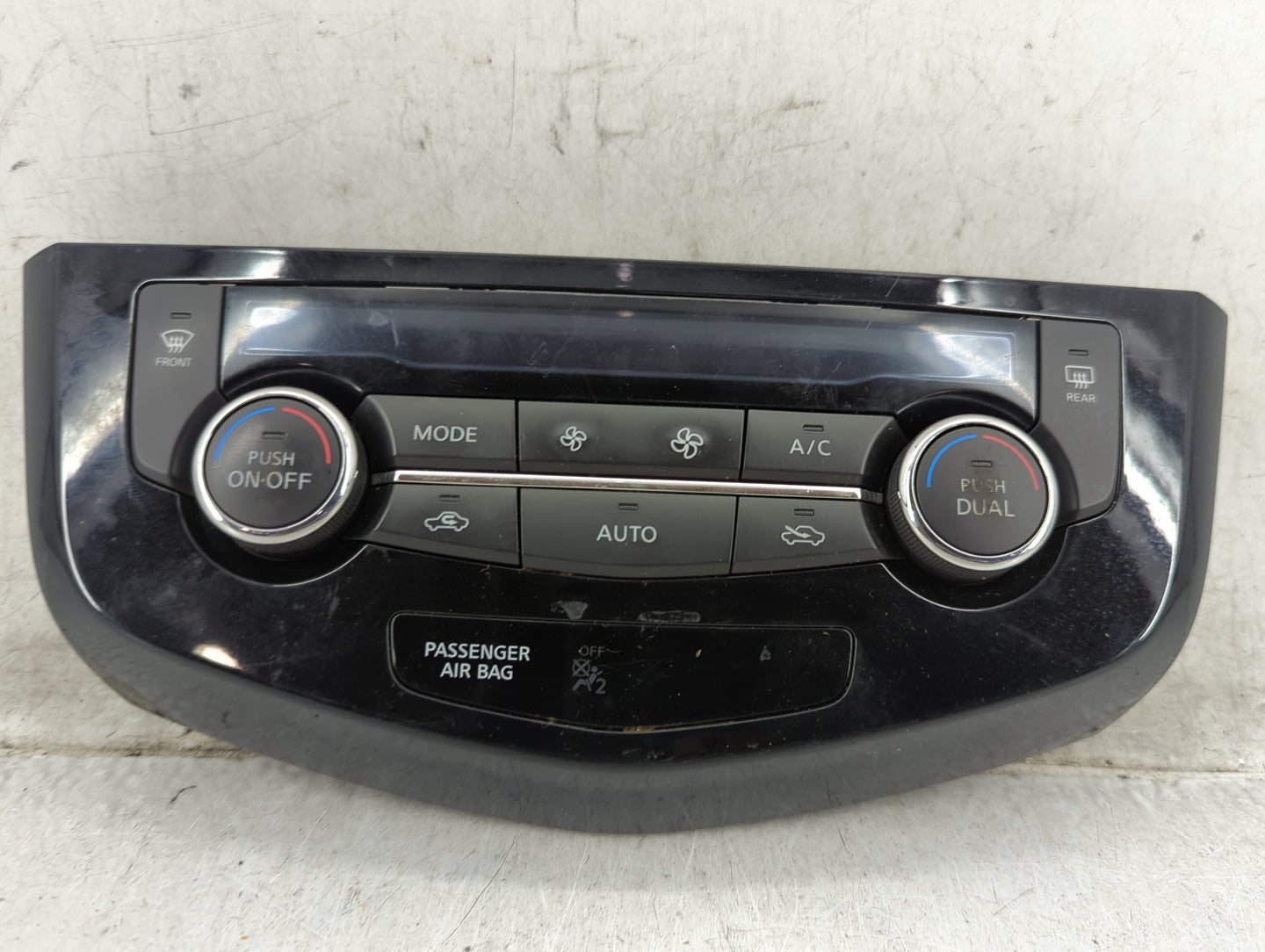 2014-2016 Nissan Rogue Climate Control Module Temperature AC/Heater Replacement P/N:27500 4BA0A Fits Fits 2014 2015 2016 OEM