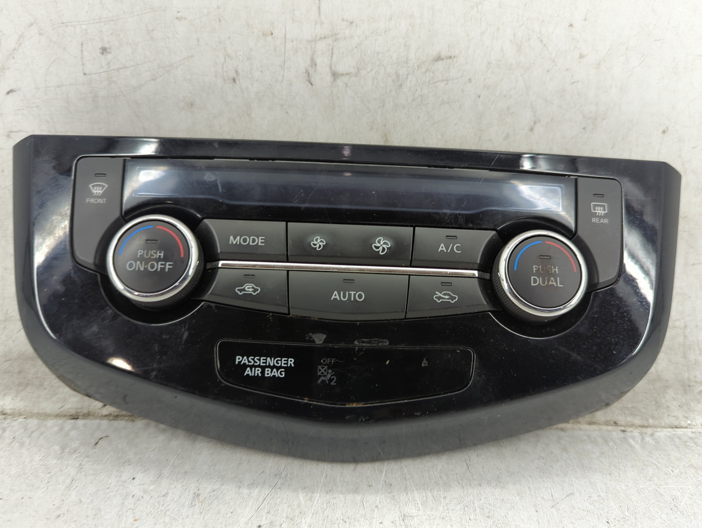 2014-2016 Nissan Rogue Climate Control Module Temperature AC/Heater Replacement P/N:27500 4BA0A Fits Fits 2014 2015 2016 OEM