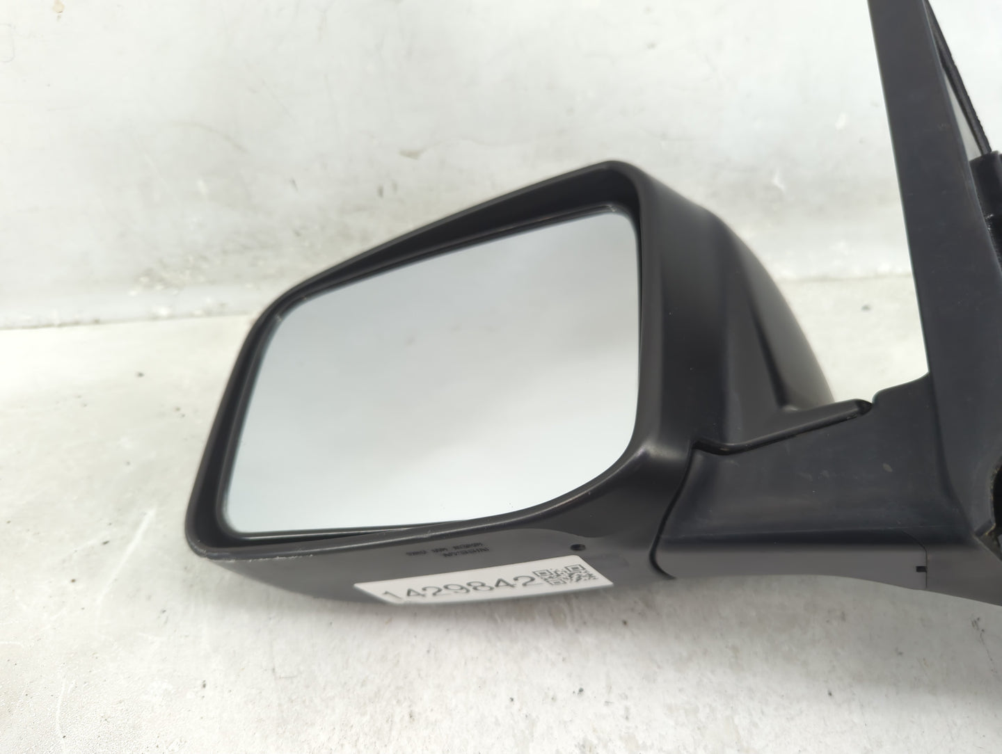2008-2015 Nissan Rogue Driver Side View Mirror - Left Door Mirror OEM Used - Oemusedautoparts1.com