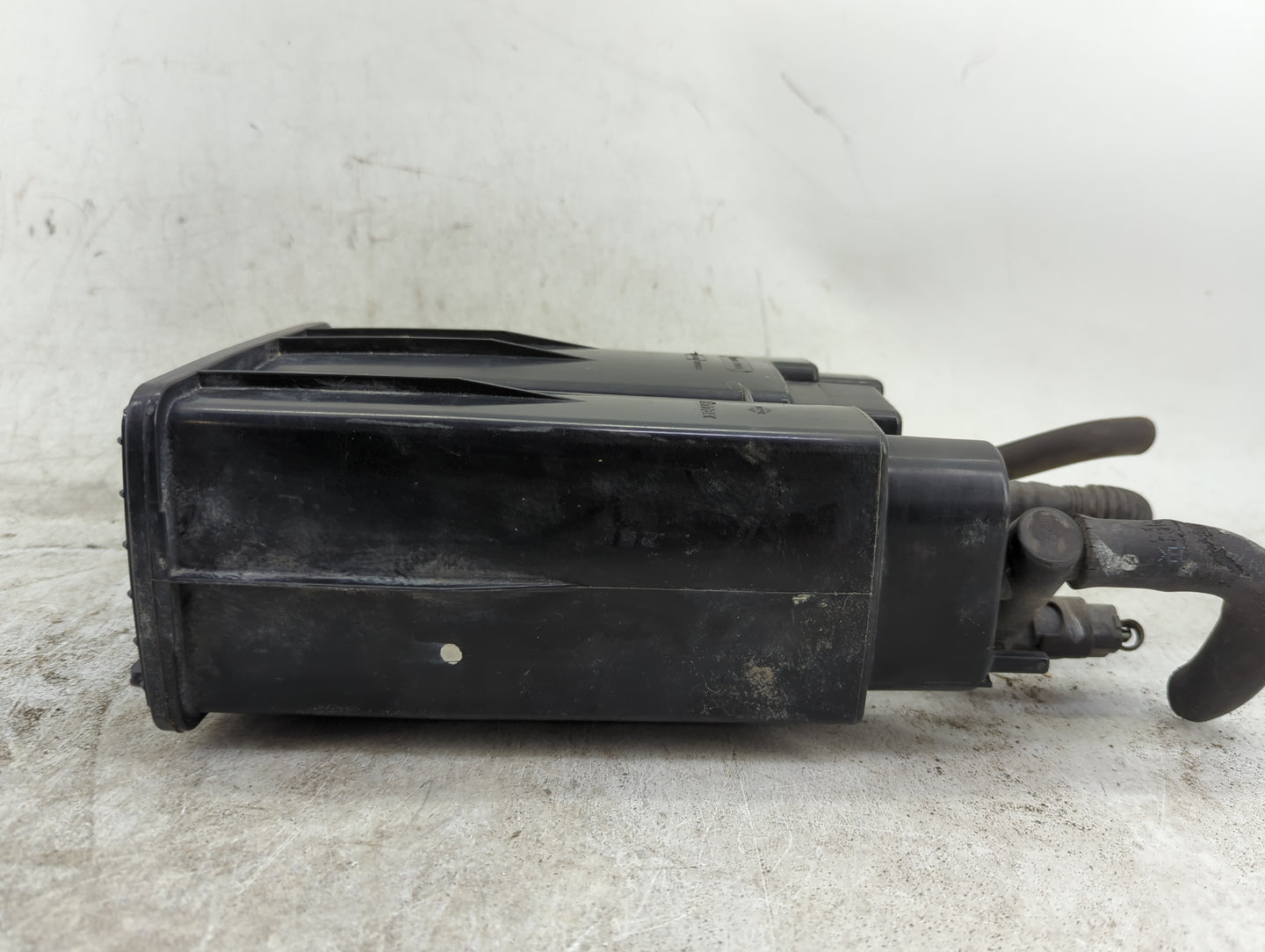 2014 Nissan Rogue Fuel Vapor Charcoal Canister - Oemusedautoparts1.com