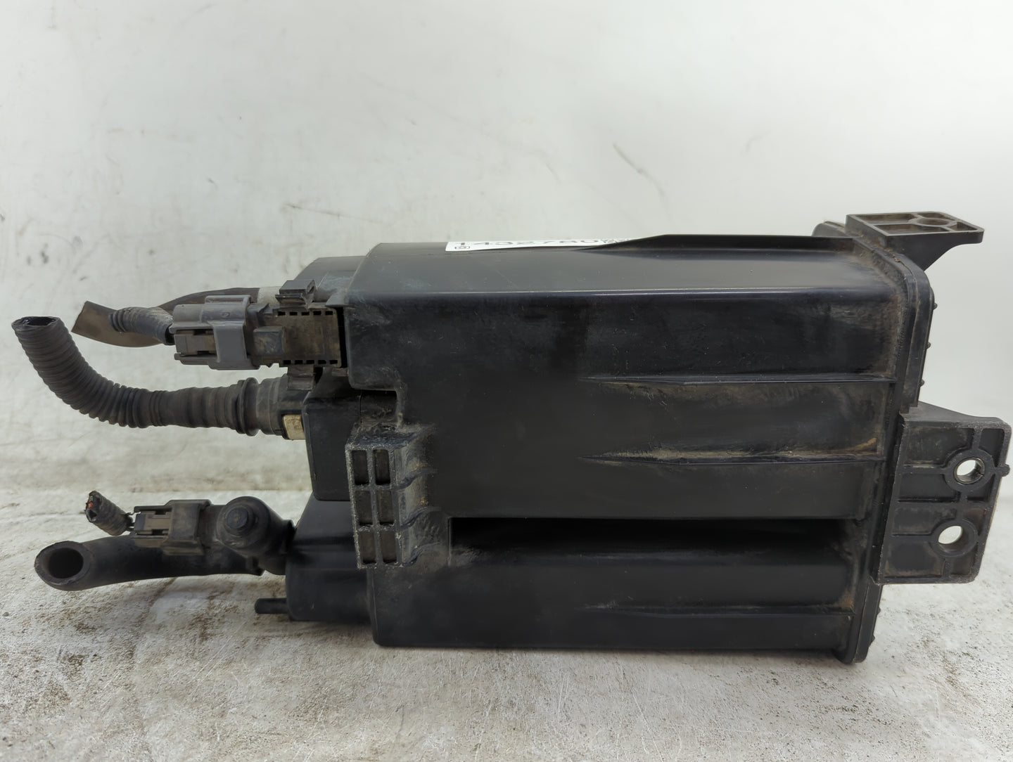 2014 Nissan Rogue Fuel Vapor Charcoal Canister - Oemusedautoparts1.com