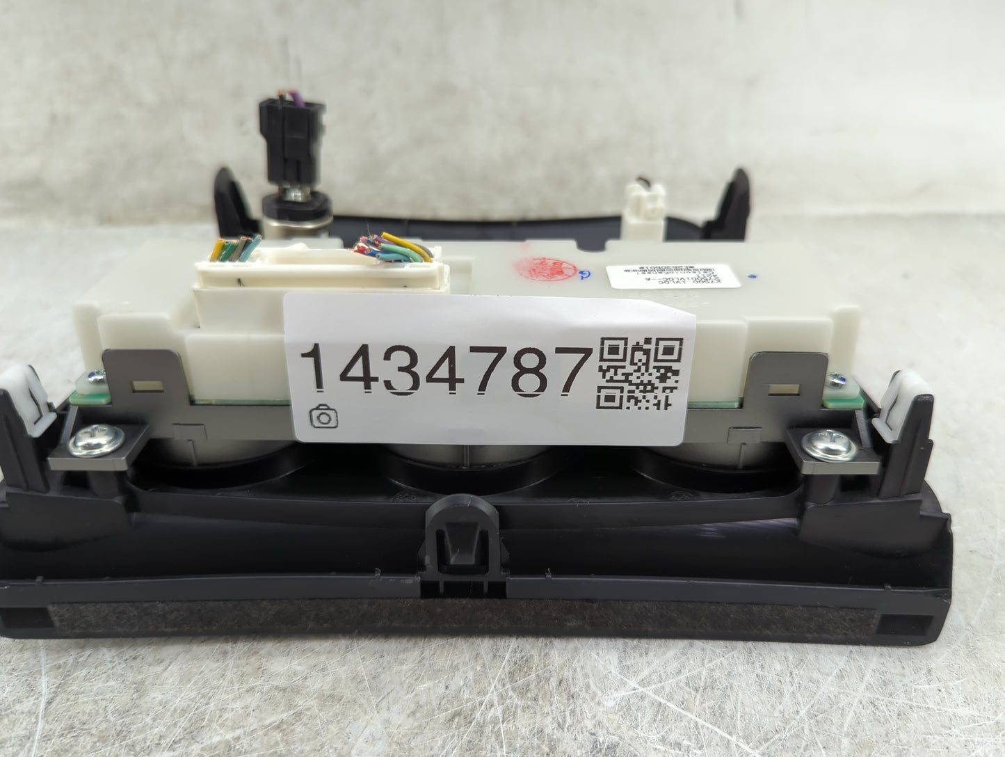 2011-2015 Nissan Rogue Climate Control Module Temperature AC/Heater Replacement P/N:27500 1VL0C 27500 1VL0C-A Fits OEM Used 