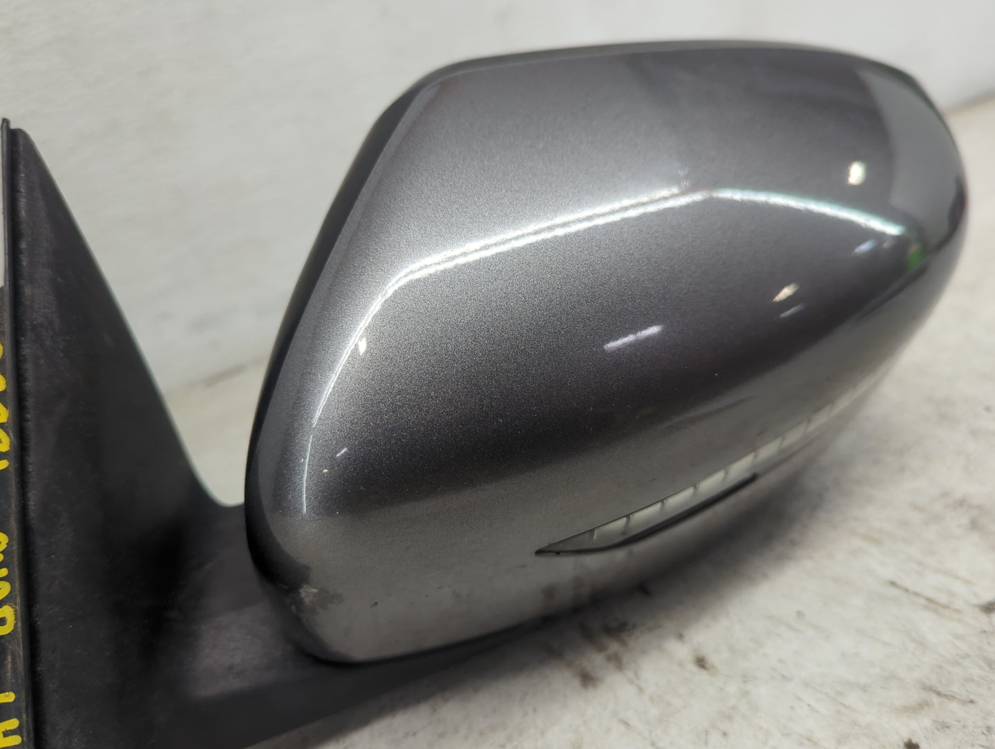 2014-2016 Nissan Rogue Driver Side View Mirror - Left Door Mirror OEM Used - Oemusedautoparts1.com