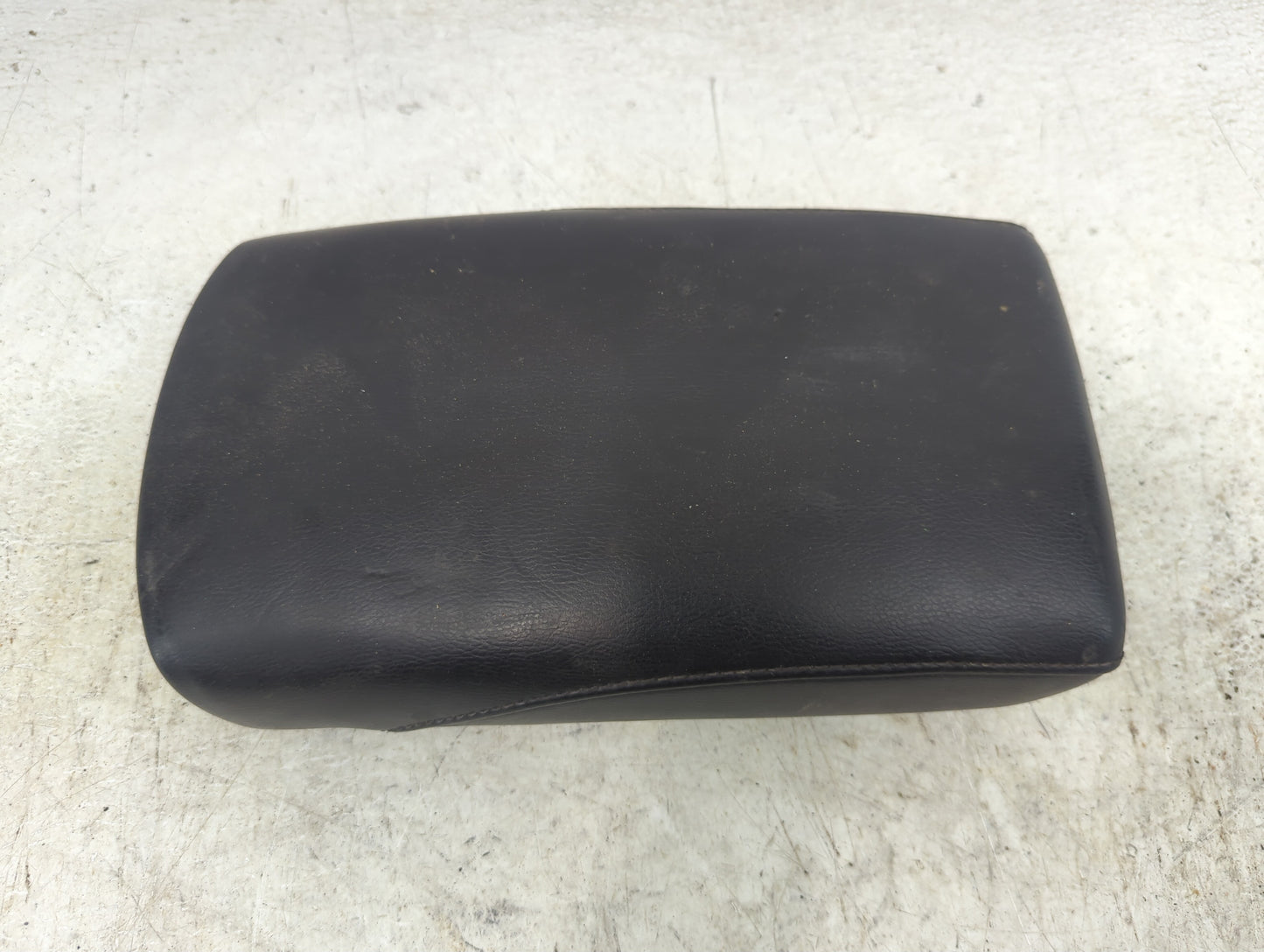 2014-2016 Nissan Rogue Center Console Armrest Cover Lid Fits Fits 2014 2015 2016 OEM Used Auto Parts - Oemusedautoparts1.com