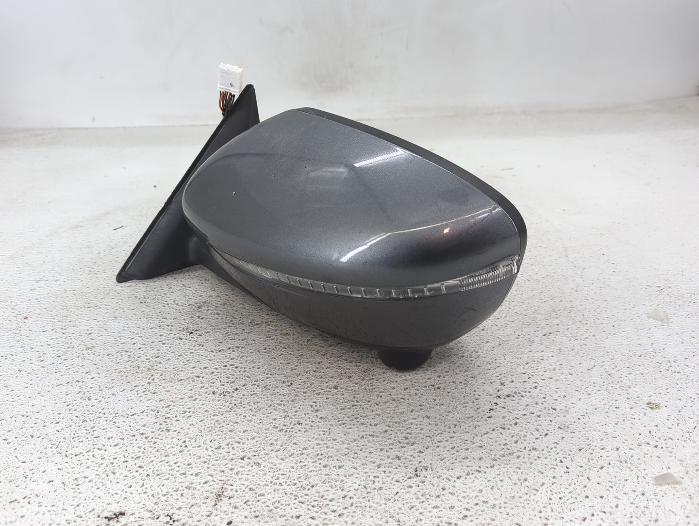 2014-2016 Nissan Rogue Driver Side View Mirror - Left Door Mirror OEM Used - Oemusedautoparts1.com