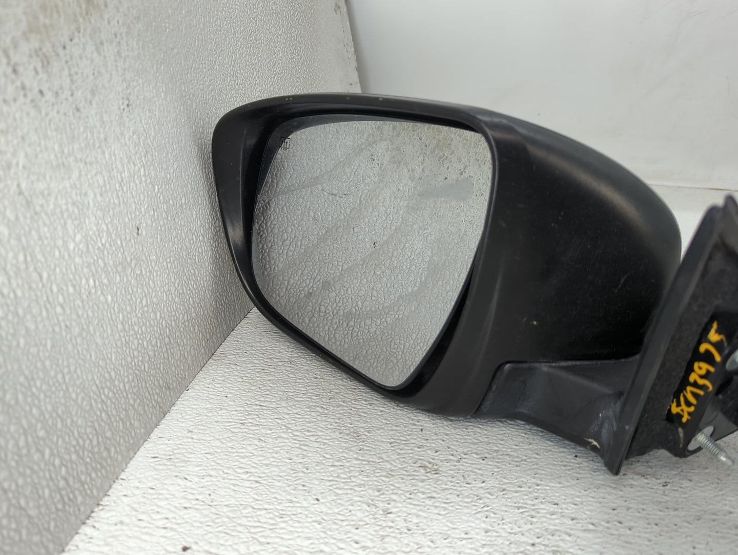 2014-2016 Nissan Rogue Driver Side View Mirror - Left Door Mirror OEM Used - Oemusedautoparts1.com