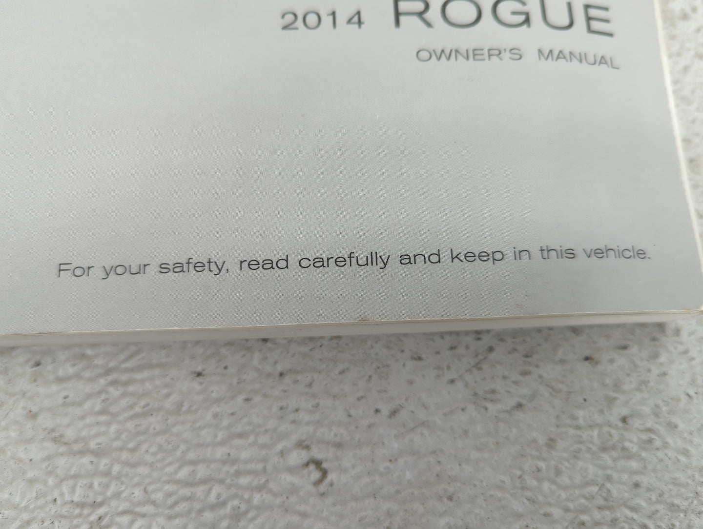 2014 Nissan Rogue Owners Manual Book Guide P/N:T00UM-JM03D OEM Used Auto Parts - Oemusedautoparts1.com