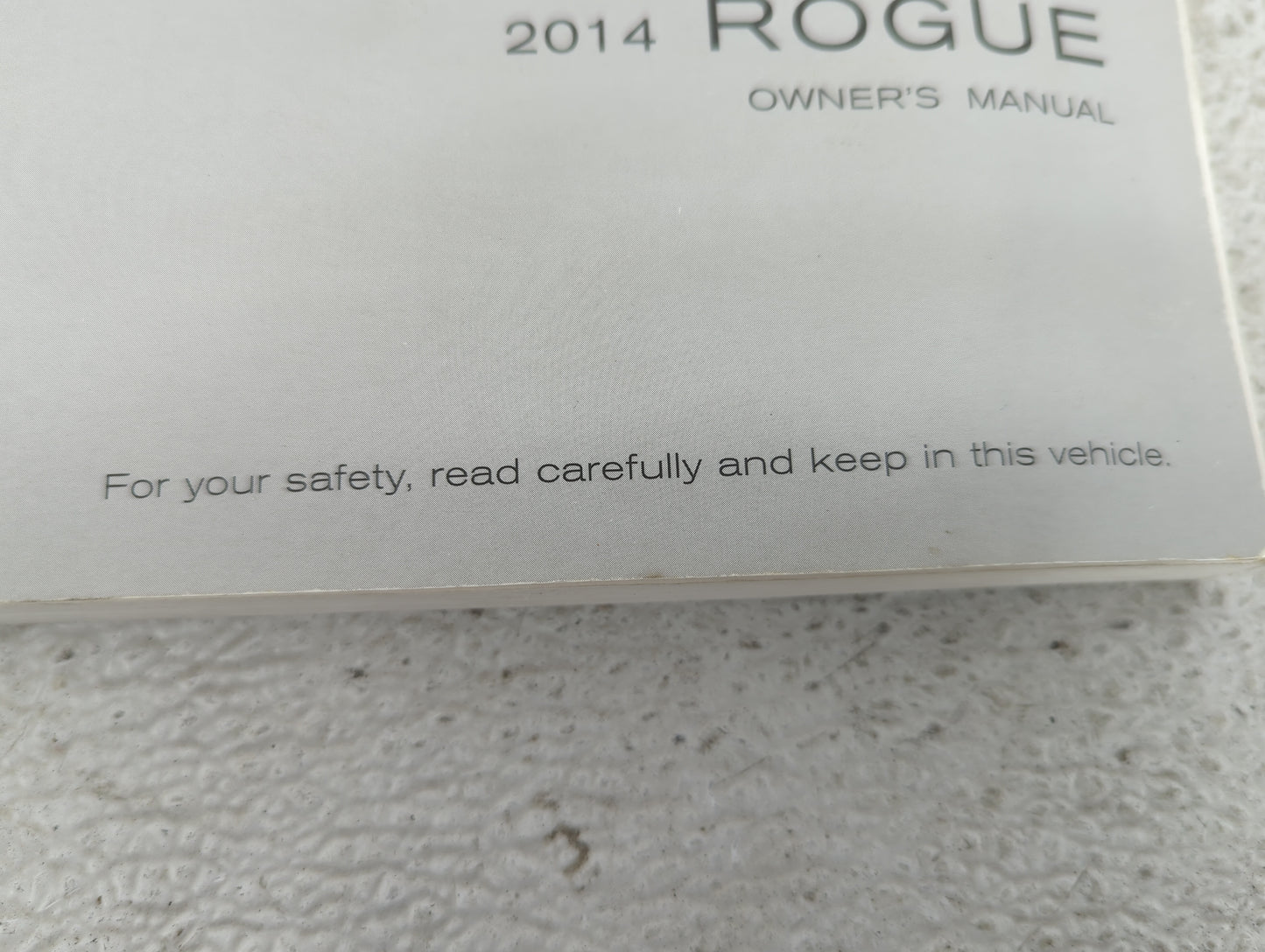 2014 Nissan Rogue Owners Manual Book Guide P/N:T00UM-JM03D OEM Used Auto Parts - Oemusedautoparts1.com