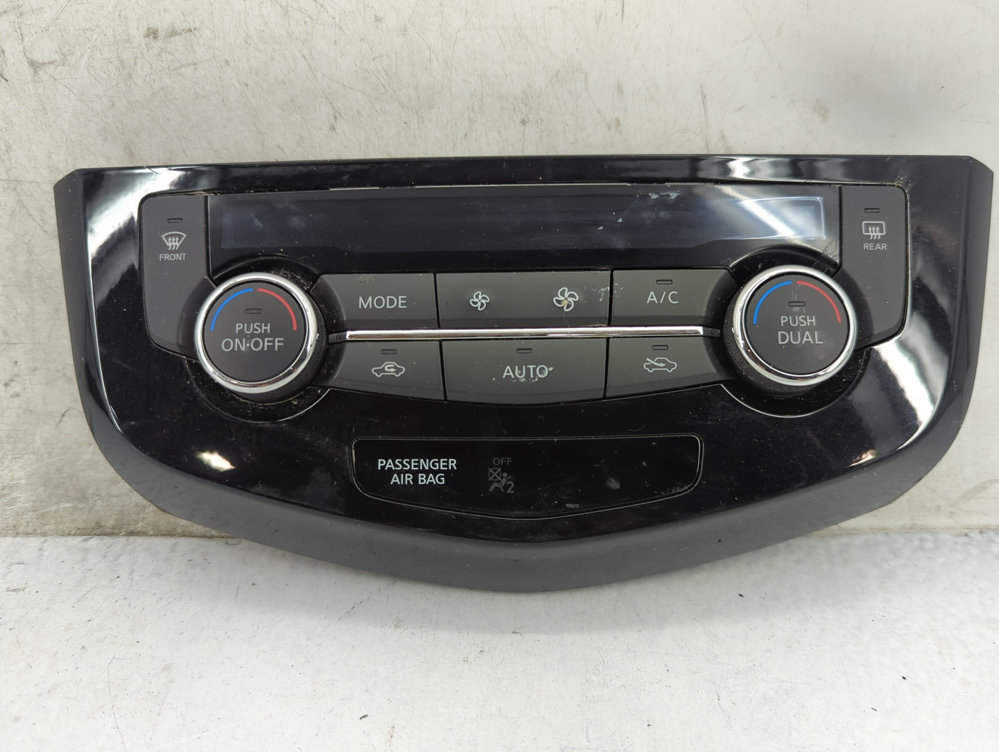 2014-2016 Nissan Rogue Climate Control Module Temperature AC/Heater Replacement P/N:27500 4BA0A Fits Fits 2014 2015 2016 OEM