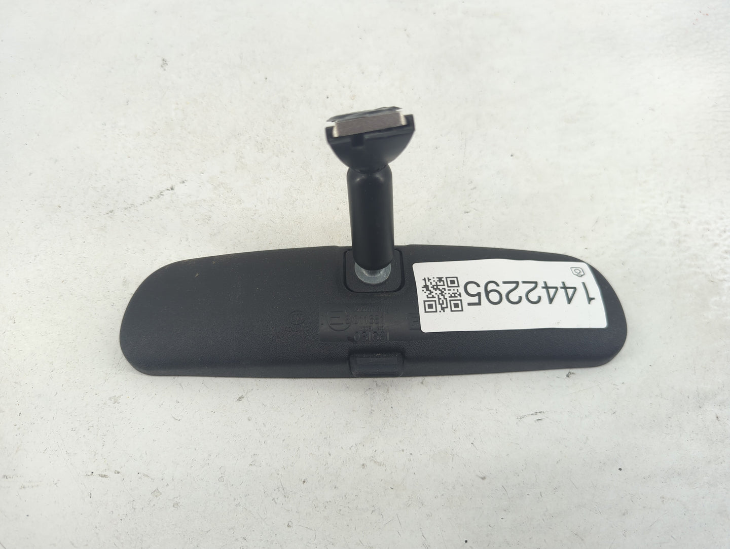 2014-2022 Nissan Rogue Interior Rear View Mirror Replacement OEM P/N:8011681 03681 Fits OEM Used Auto Parts - Oemusedautopar