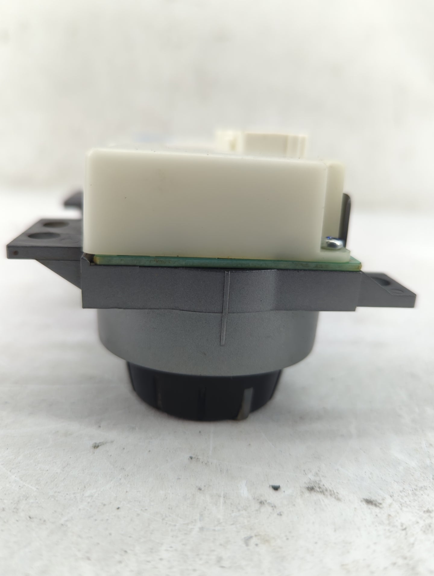 2011-2015 Nissan Rogue Climate Control Module Temperature AC/Heater Replacement P/N:275001VL0C 275001VL0C--A Fits OEM Used A