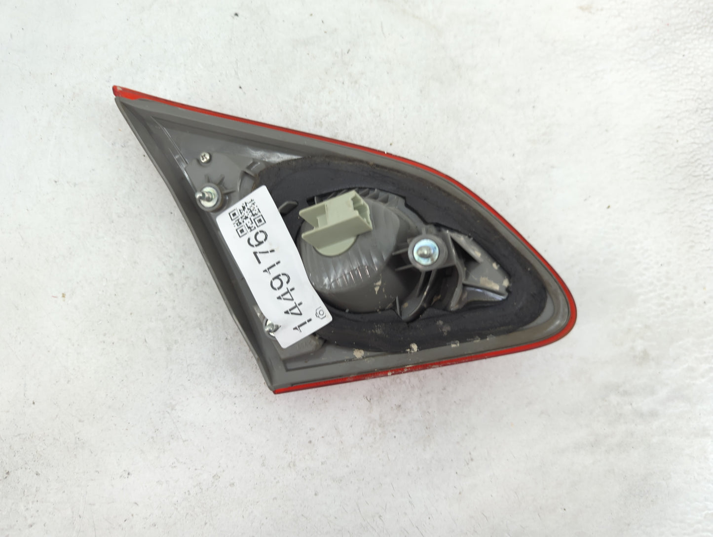 2014-2016 Nissan Rogue Tail Light Assembly Passenger Right OEM P/N:IC4108 D055B Fits Fits 2014 2015 2016 OEM Used Auto Parts