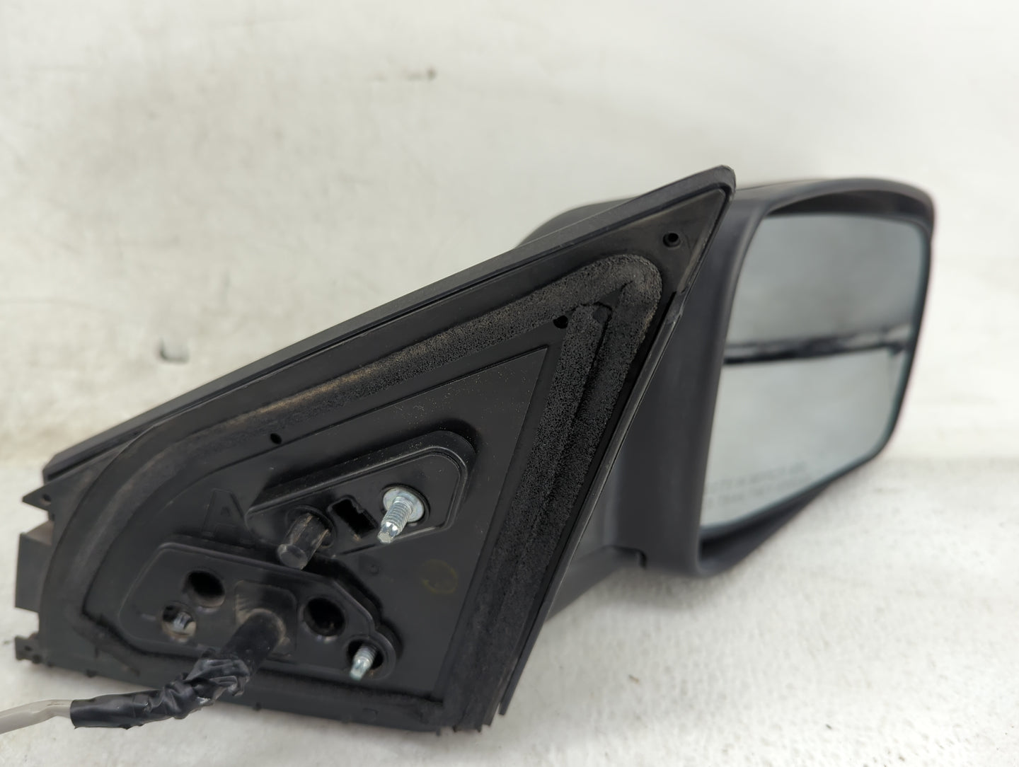2014 Nissan Rogue Passenger Side View Mirror - Right Door Mirror OEM Used - Oemusedautoparts1.com