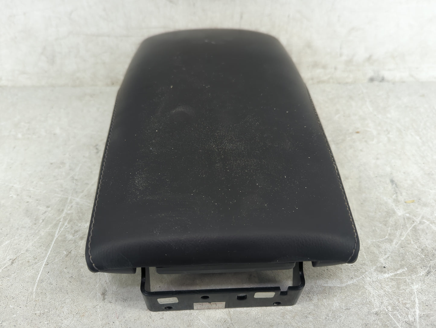 2014 Nissan Rogue Center Console Armrest Cover Lid Fits OEM Used Auto Parts - Oemusedautoparts1.com