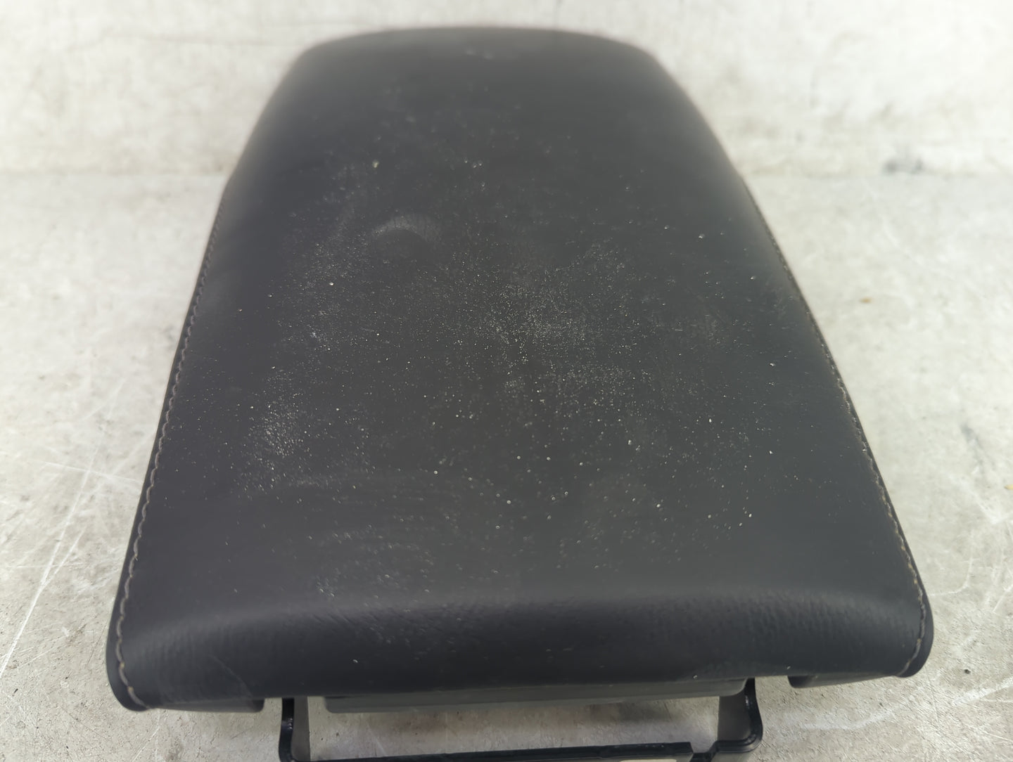 2014 Nissan Rogue Center Console Armrest Cover Lid Fits OEM Used Auto Parts - Oemusedautoparts1.com