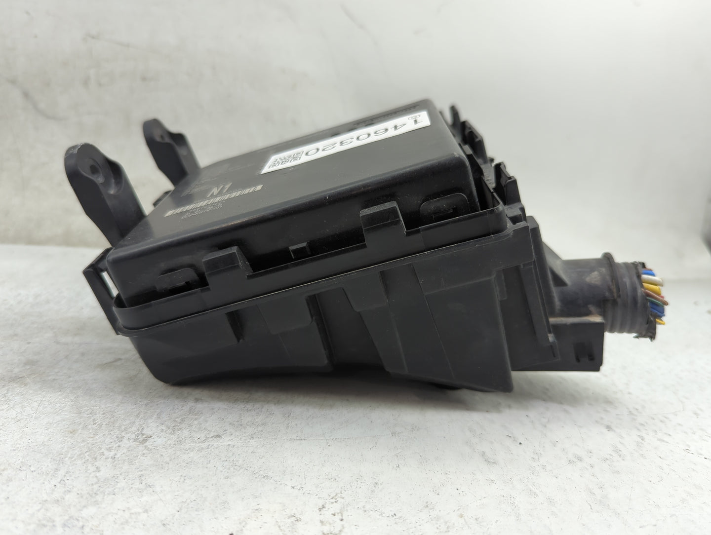 2014-2016 Nissan Rogue Fusebox Fuse Box Panel Relay Module P/N:284B74BA0A Fits Fits 2014 2015 2016 OEM Used Auto Parts - Oem
