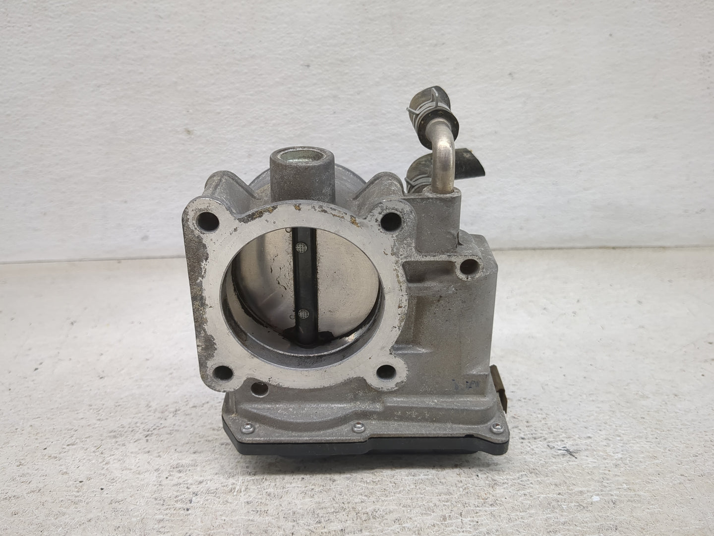 2014-2020 Nissan Rogue Throttle Body P/N:3TA60-01A Fits Fits 2013 2014 2015 2016 2017 2018 2019 2020 OEM Used Auto Parts - O