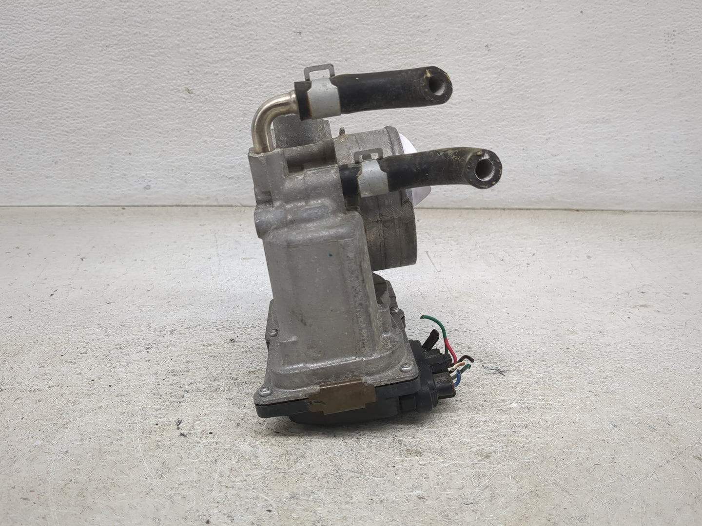 2014-2020 Nissan Rogue Throttle Body P/N:3TA60-01A Fits Fits 2013 2014 2015 2016 2017 2018 2019 2020 OEM Used Auto Parts - O