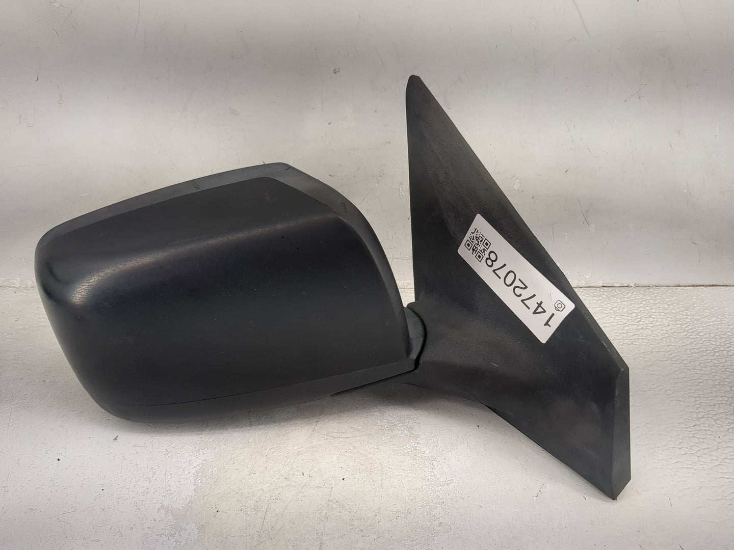 2008-2015 Nissan Rogue Passenger Side View Mirror - Right Door Mirror OEM Used - Oemusedautoparts1.com