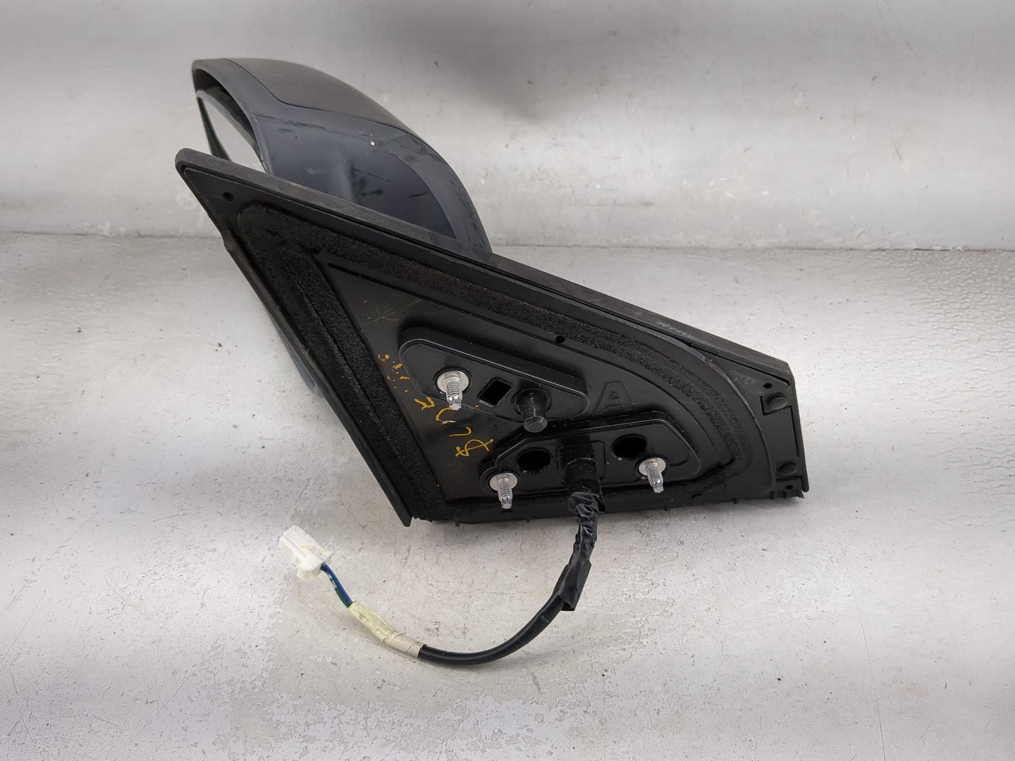 2008-2015 Nissan Rogue Driver Side View Mirror - Left Door Mirror OEM Used - Oemusedautoparts1.com