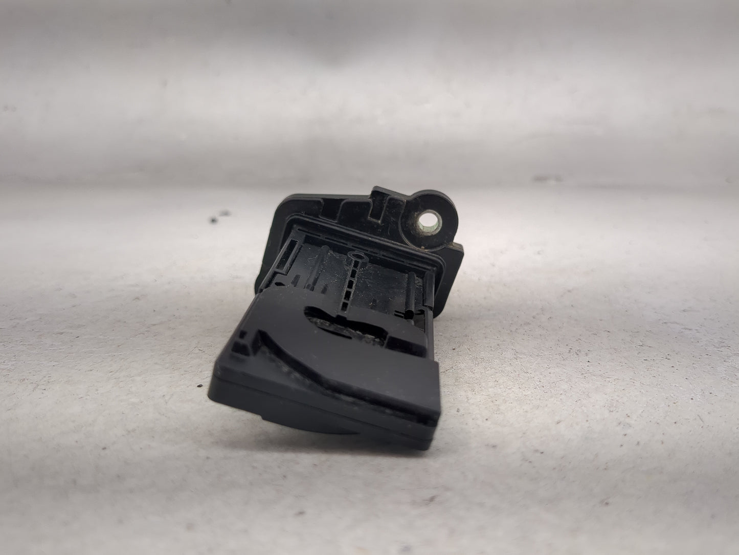 2014-2016 Nissan Rogue Mass Air Flow Meter Maf 1486164 - Oemusedautoparts1.com