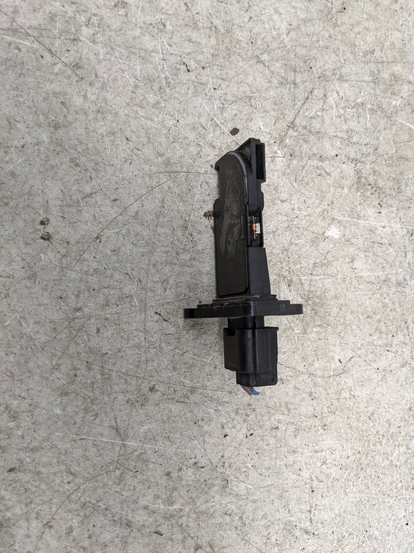 2014-2016 Nissan Rogue Mass Air Flow Meter Maf 1489649 - Oemusedautoparts1.com