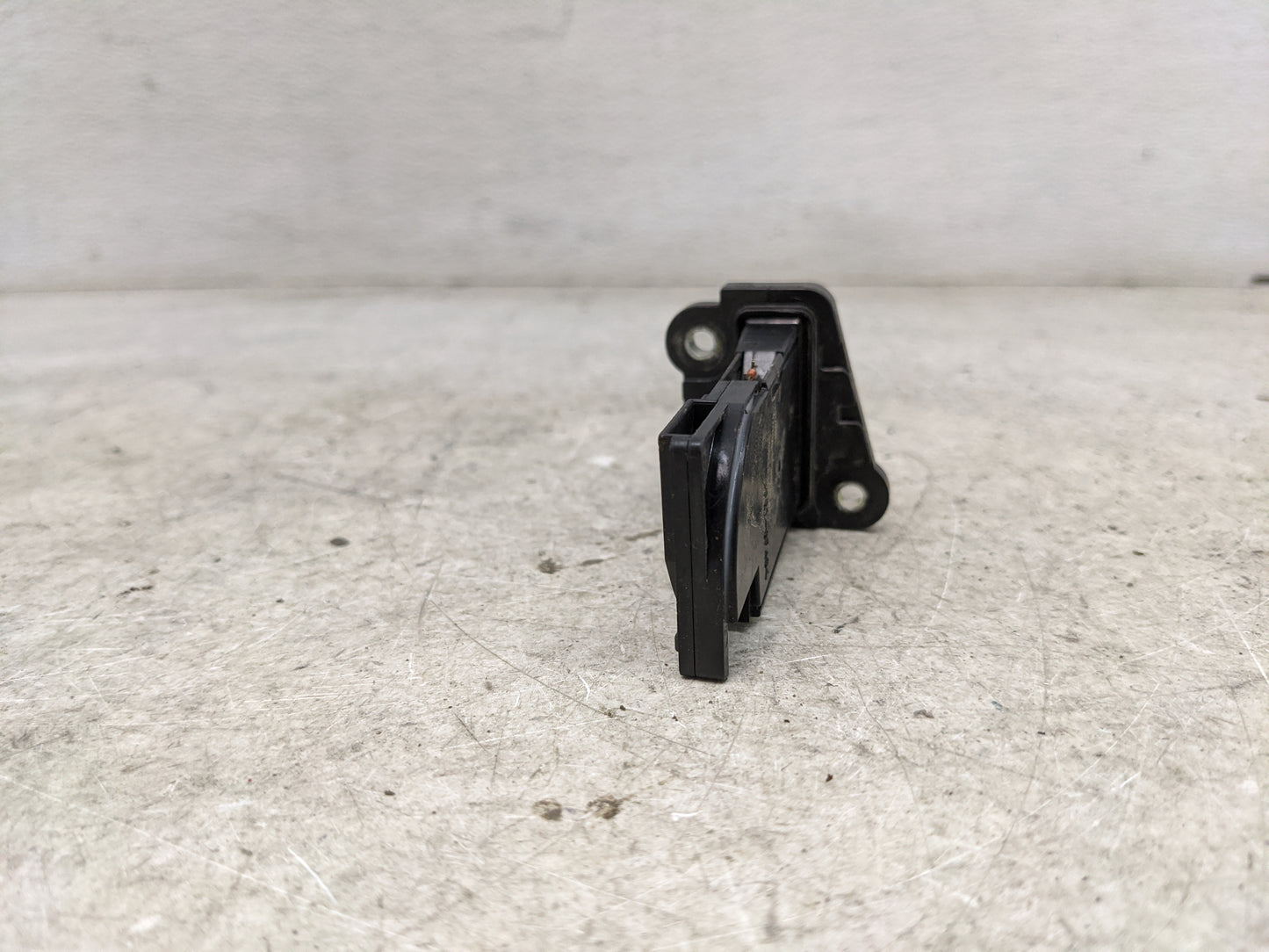 2014-2016 Nissan Rogue Mass Air Flow Meter Maf 1489649 - Oemusedautoparts1.com