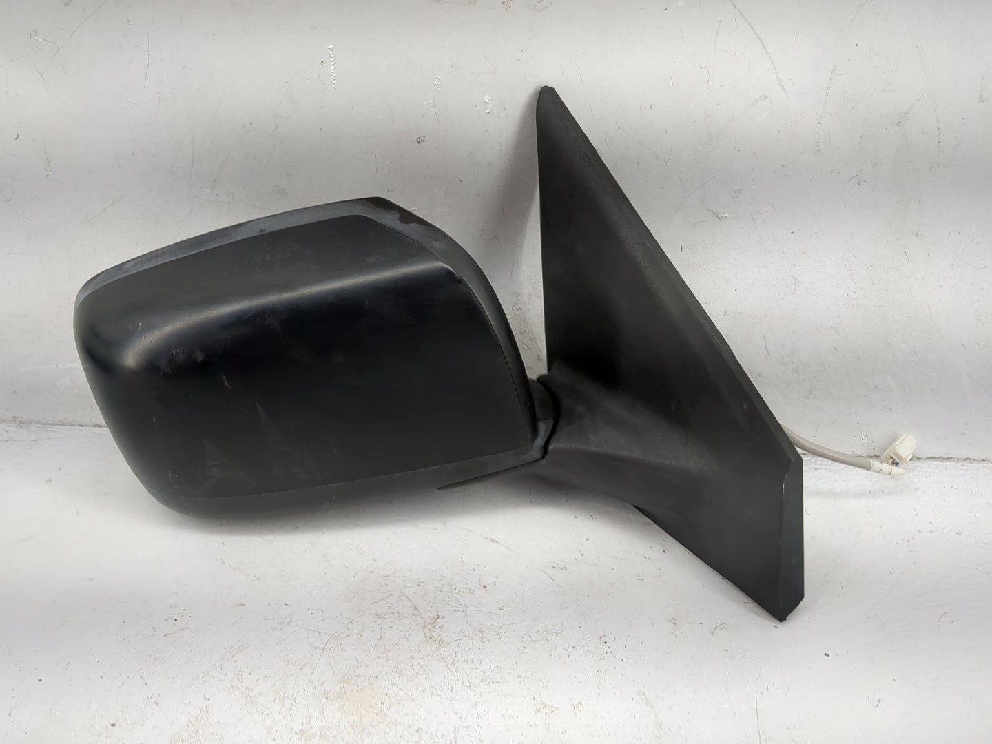 2014 Nissan Rogue Passenger Side View Mirror - Right Door Mirror OEM Used - Oemusedautoparts1.com